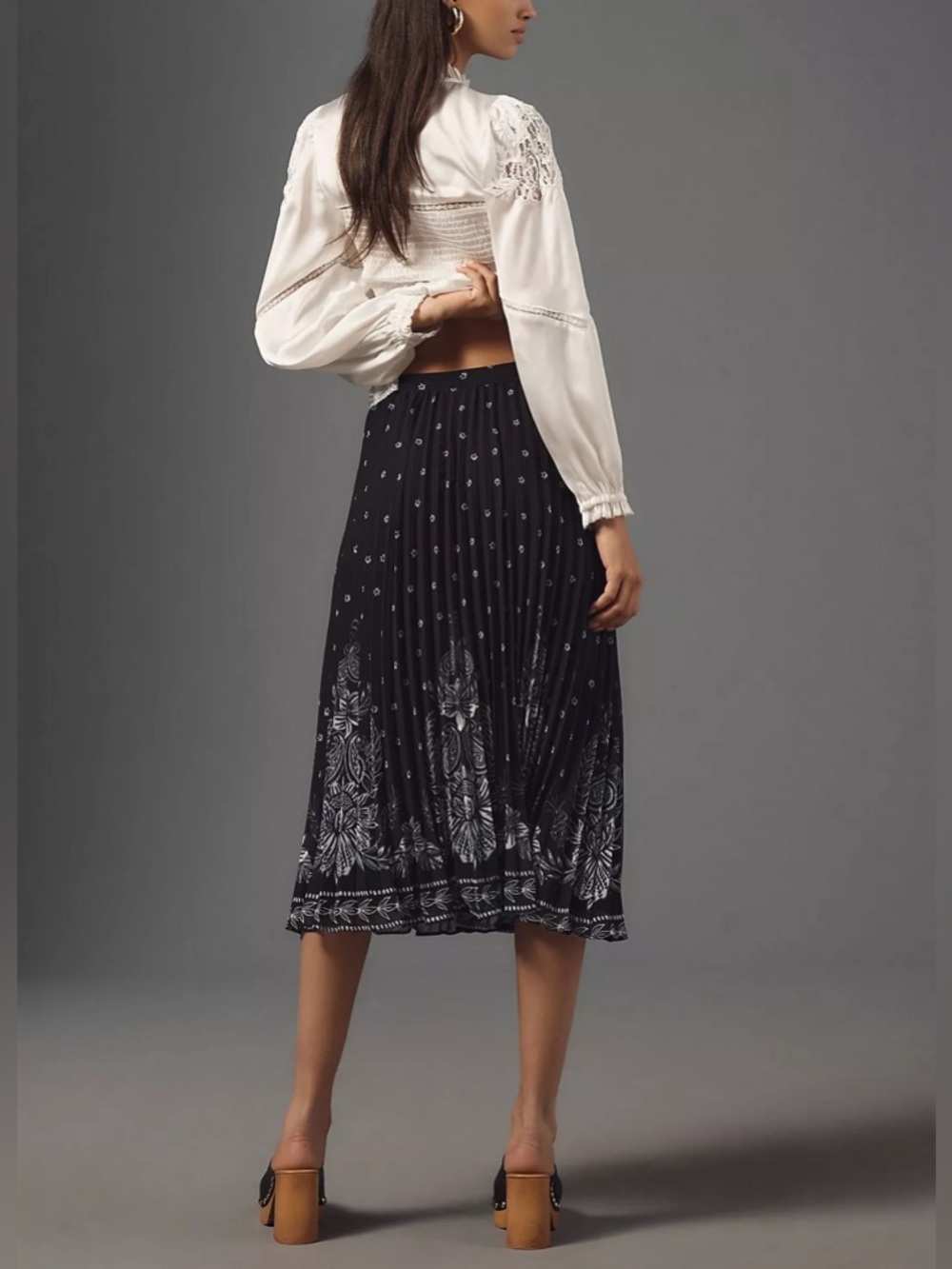 FARM Rio Black pleated Midi Skirt with White Floral Border print 38214 - Picture 2 of 12